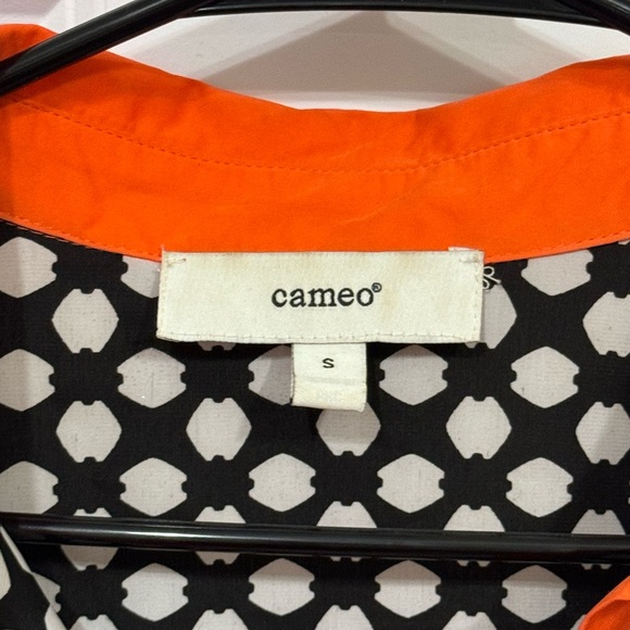 CAMEO Multi Print Blouse. Size S - Picture 2 of 5